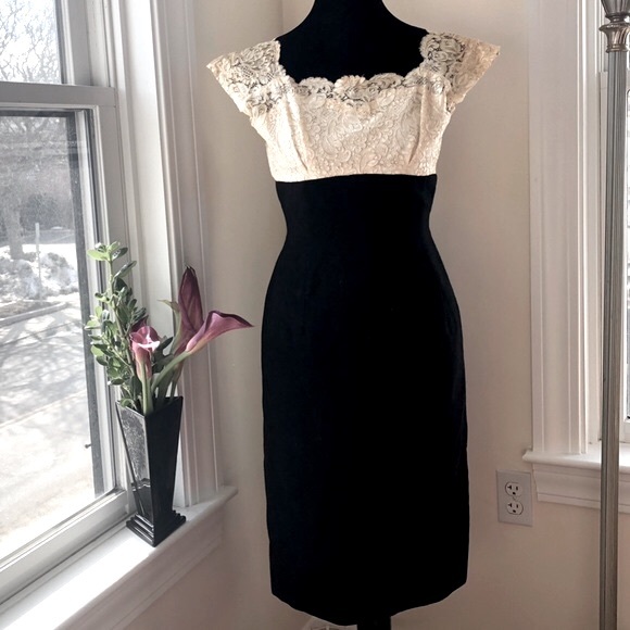 SOLD❗️Do Not Purchase/True Vintage 40’s Dress & Jacket - Picture 4 of 5